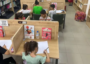 Çocuklar eğlenerek okuma sevgisi kazandı