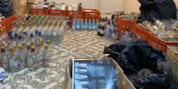 İzmir’de kaçak alkol operasyonu