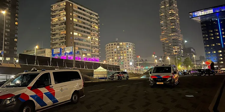 Hollanda’da bıçaklı saldırı: 1 ölü