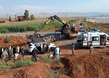 Mardin’de kanala düşen otomobilde 3 kişi hayatını kaybetti