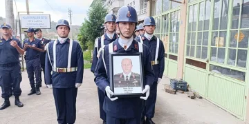Oğlunun nişanında kalp krizi geçirerek hayatını kaybeden Albay Tavlı toprağa verildi