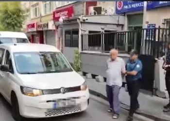 Şişli’de pencereden uygunsuz hareketlerle çocukları taciz etti