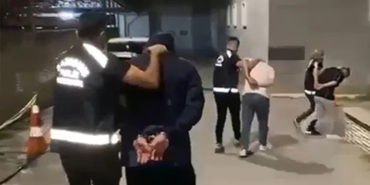 Silahla oynarken kazara ağabeyini öldüren kardeş tutuklandı
