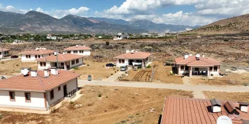 Yıl sonuna kadar 30 bin köy evinin teslim edilmesi hedefleniyor