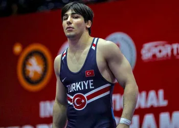 Büyükşehir’in sporcusu Yağan’dan İspanya’da bronz madalya