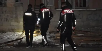 Erzincan’da 12 şüpheli yakalandı