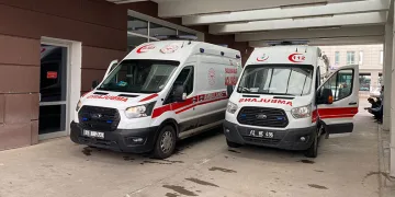 Elektrik akımına kapılarak yaralandı