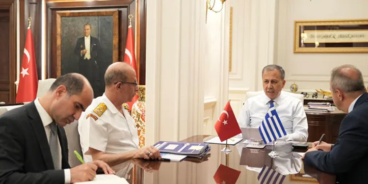 Bakan Yerlikaya, Stylianides ile görüştü