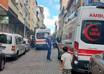 Tartıştığı eşini bıçaklayarak öldürdü