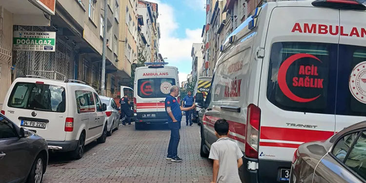 Tartıştığı eşini bıçaklayarak öldürdü