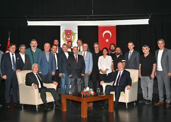Bozbey: “Önceliğimiz trafik ve kentsel dönüşüm sorunlarını çözmek”