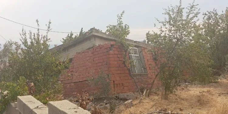 Kilis’te az hasarlı 2 katlı binada göçük meydana geldi