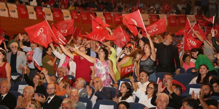 CHP Bursa’dan coşkulu 101. yıl kutlaması