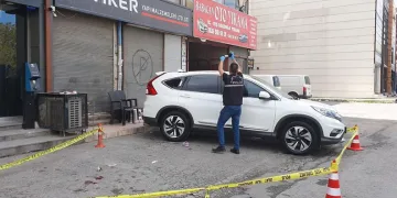 Hamile kadın 3. kattan düştü