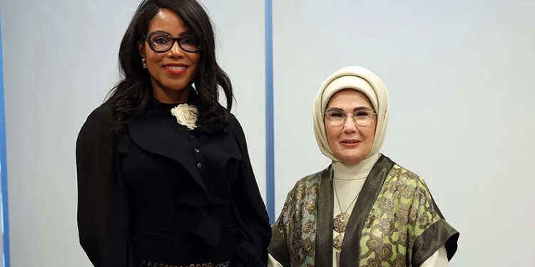 Emine Erdoğan, Malcolm X’in kızı ile görüştü