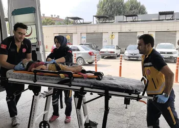 Bursa’da 2 yaşındaki çocuk 2. kattan düştü