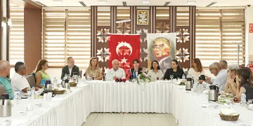 Şadi Özdemir: “Sokak hayvanlarını toplamayacağız”
