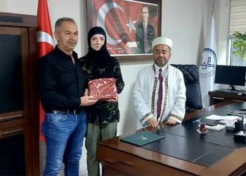 Alman vatandaşı, müslüman oldu