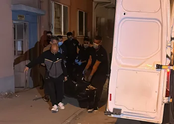 Çöp eve dönüştürdüğü dairede ölü bulundu