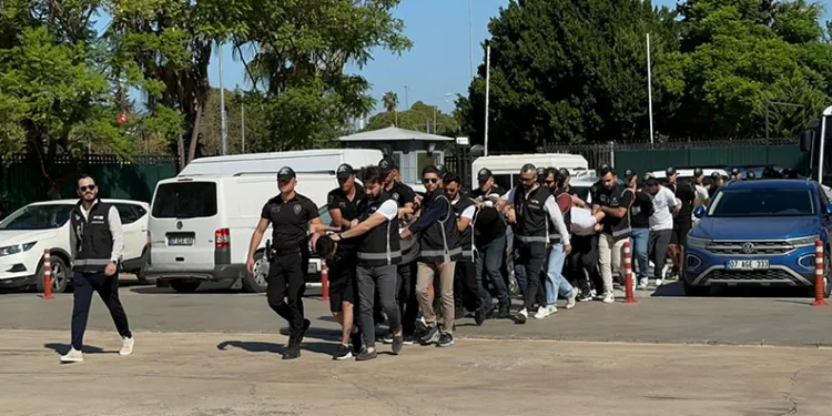 “Kuyu-27” operasyonunun 25 şüphelisi adliyede