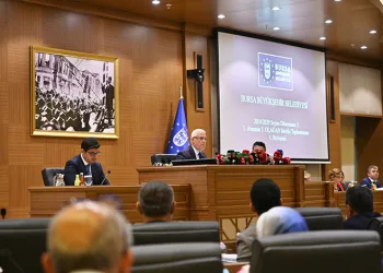 “Yapılan yanlışların sonucunu Bursalılar çekiyor”