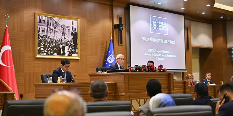 “Yapılan yanlışların sonucunu Bursalılar çekiyor”