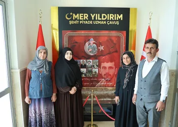 Şehidin kanlı palaskası ismini taşıyan okulda sergileniyor