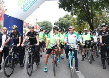 Bursa’da sporseverler, yeşile pedalladı