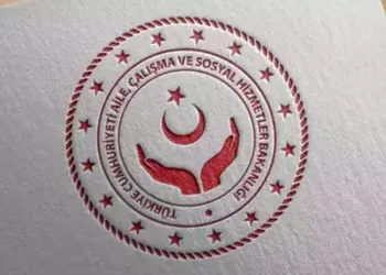 Bakanlıktan Roman vatandaşlara çalıştaylı çözüm