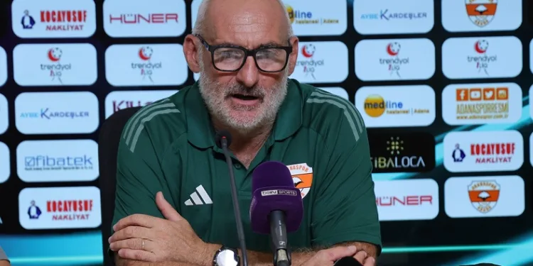 Adanaspor, François Ciccolini ile yollarını ayırdı