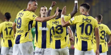 Fenerbahçe, milli araya 3 puanla girdi