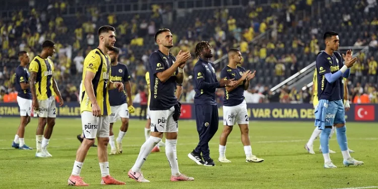 Fenerbahçe yenilmezlik serisini 31 maça çıkardı