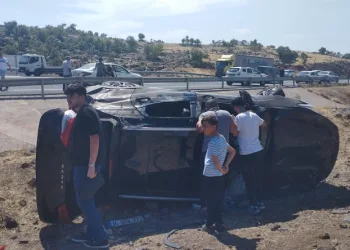 Otomobil şarampole devrildi: 7 yaralı