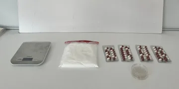 Boş arazideki kolinin ardından evinde de uyuşturucu madde çıktı