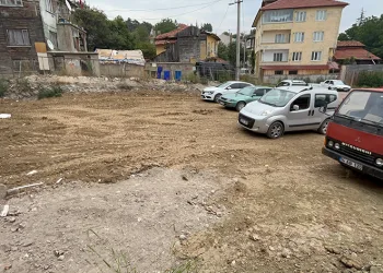 Tarihi hamam kalıntısının üstü kapatıldı, otopark oldu