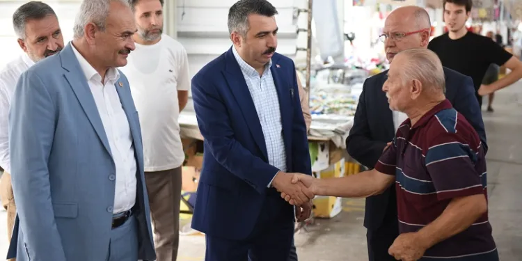 Başkan Yılmaz, Gökdere pazarı esnafıyla buluştu