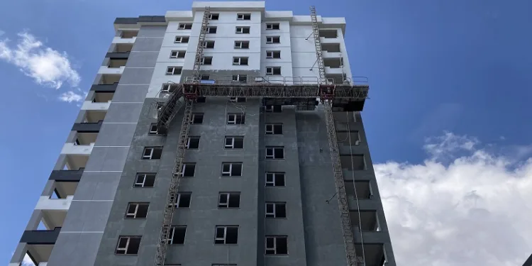 İnşaat iskelesi kırıldı 3 işçi hayatını kaybetti