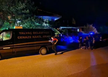Isparta’da kardeş kavgasında kan aktı
