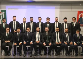 Ünitimsah’ta bayrak değişimi
