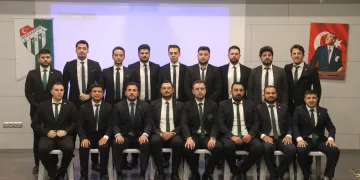 Ünitimsah’ta bayrak değişimi