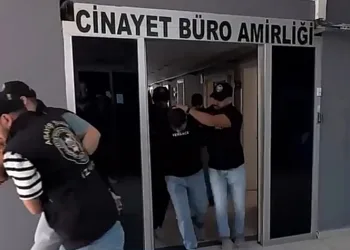 Cinayet zanlıları Urla’da yakalandı