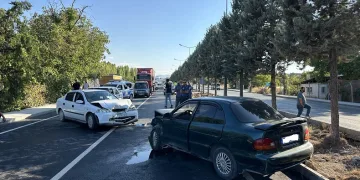 Zincirleme trafik kazası: 3 yaralı