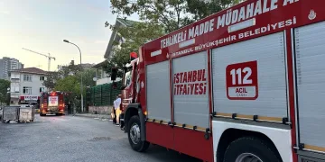 Kimyasal madde paniği: Sokak trafiğe kapatıldı