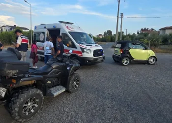 ATV ile otomobil çarpıştı: 1 yaralı