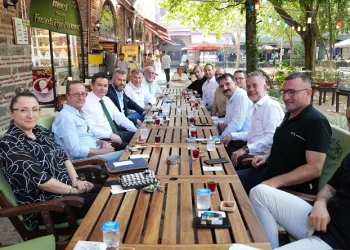 Başkan Aydın’dan esnaf ziyareti