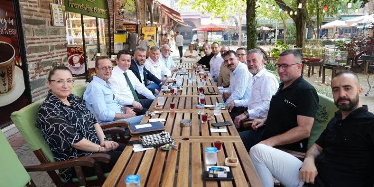 Başkan Aydın’dan esnaf ziyareti