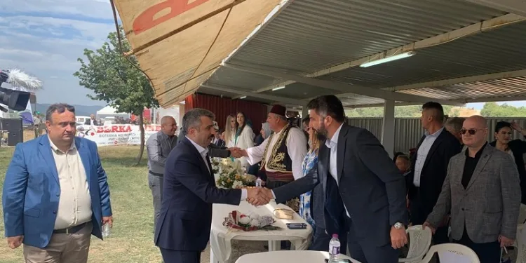BaşkanYılmaz, Tarihi Alantepe Yağlı Güreşleri’ne katıldı