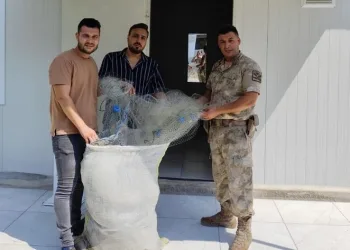 Yüzlerce balığın ölümüne sebep olan 2 kişi jandarmadan kaçamadı