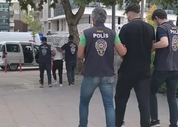 10 günde 20 milyon TL’lik dolandırıcılık yaptılar