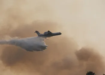 Muğla’daki yangına müdahale devam ediyor